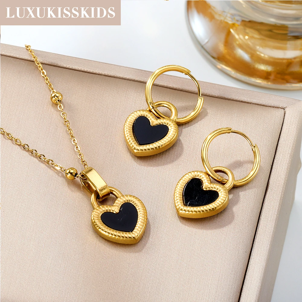 Conjunto Feminino Coração LUXUKISSKIDS – Colar, Brincos e Pulseira - Imagem 6